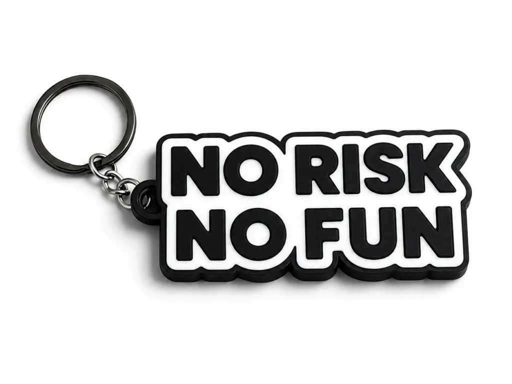 ميدالية مفاتيح &laquo; No Risk No Fun &raquo;
